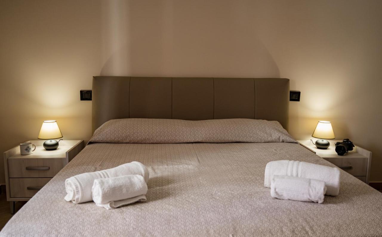 Bastione Apartment Cefalu Bagian luar foto